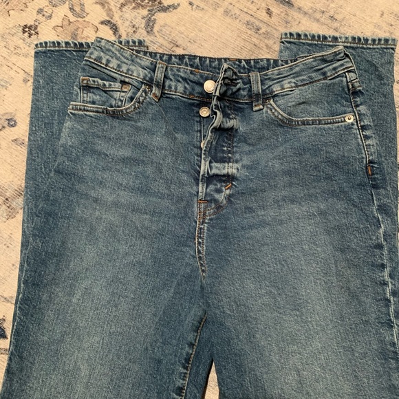 H&M | Mom High Ankle Jeans - Picture 3 of 5